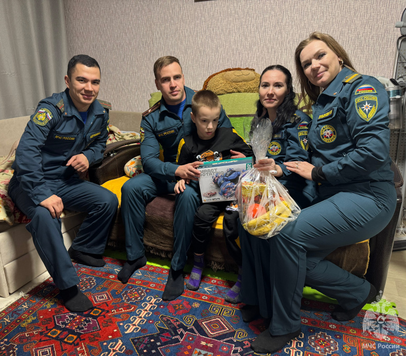 Центр присоединился к новогодней акции «Елка желаний»