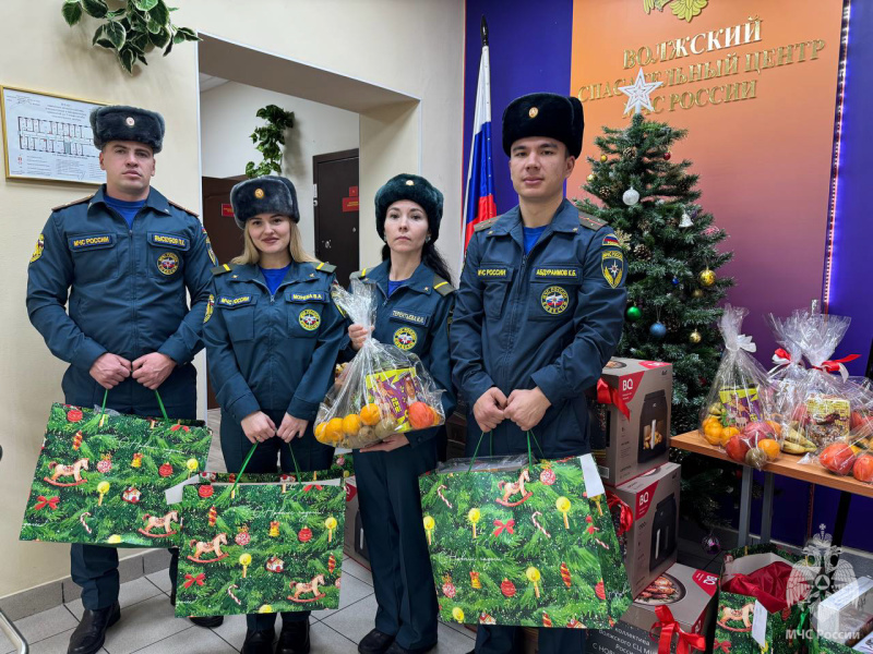 Центр присоединился к новогодней акции «Елка желаний»