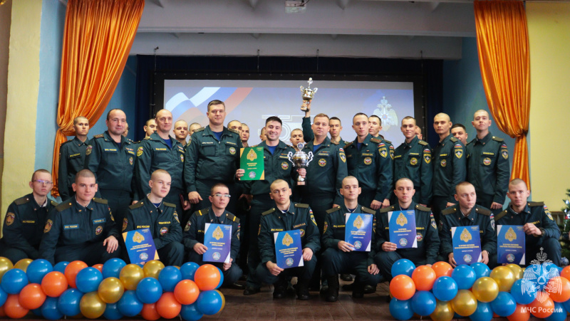 В Волжском спасательном центре отметили День спасателя Российской Федерации!