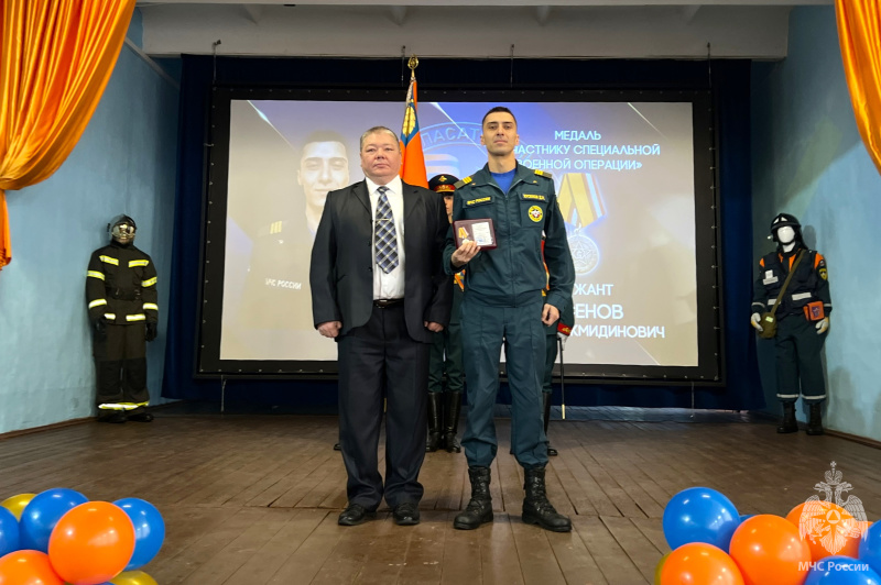 В Волжском спасательном центре отметили День спасателя Российской Федерации!