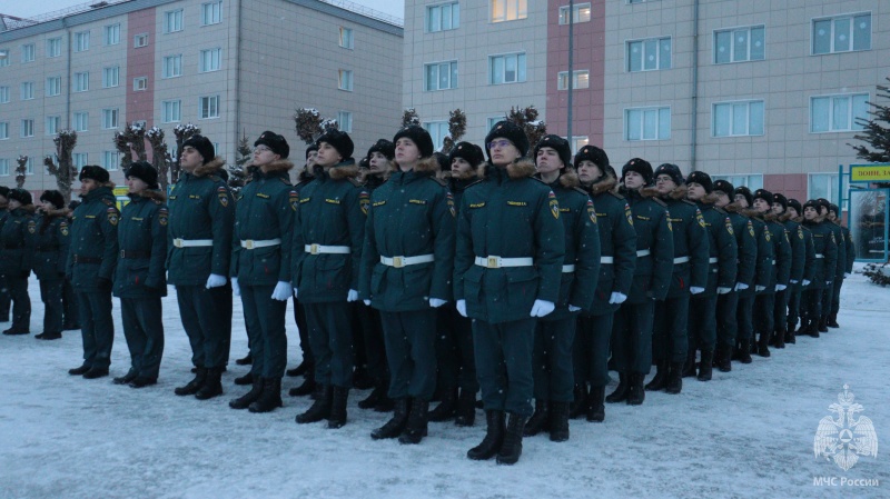 В Волжском спасательном центре прошла торжественная церемония принятия Военной присяги