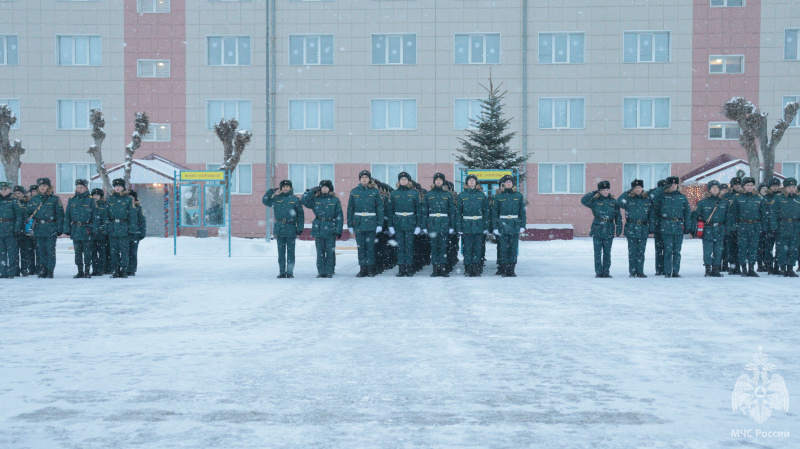 В Волжском спасательном центре прошла торжественная церемония принятия Военной присяги