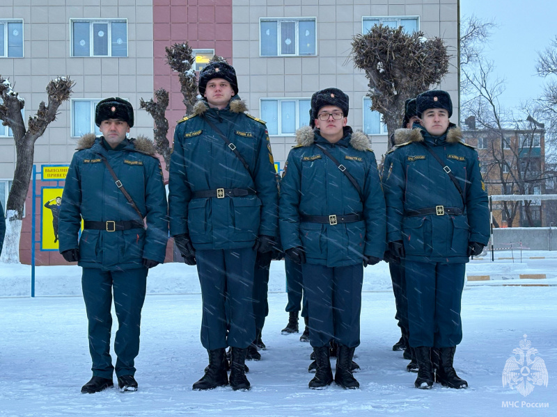 В Волжский спасательный центр прибыли курсанты 4 курса командно-инженерного факультета «Академии гражданской защиты МЧС России им. генерал-лейтенанта Д.И.Михайлика» для прохождения преддипломной практики