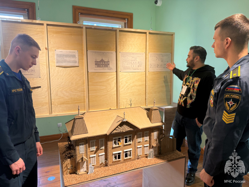 Курсанты «Академии гражданской защиты МЧС России им. генерал-лейтенанта Д.И. Михайлика» посетили Музей-галерею «Заварка»