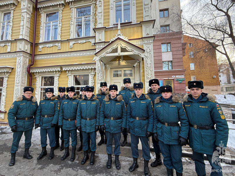 Курсанты «Академии гражданской защиты МЧС России им. генерал-лейтенанта Д.И. Михайлика» посетили Музей-галерею «Заварка»