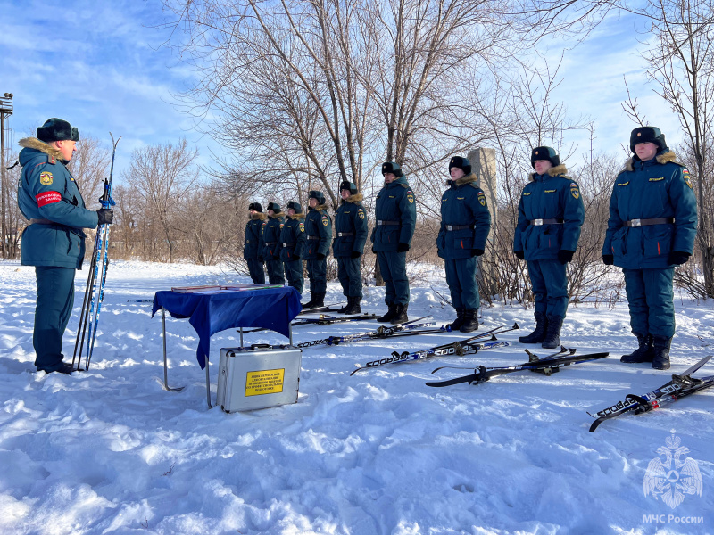 В спасательном центре проводятся занятия по лыжной подготовке