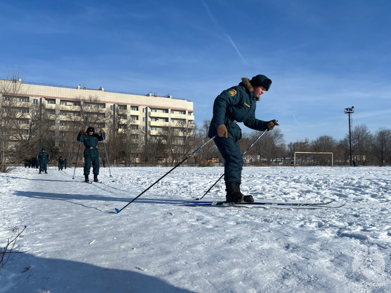 В спасательном центре проводятся занятия по лыжной подготовке