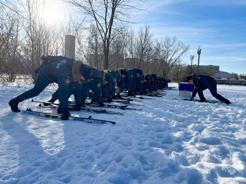 В спасательном центре проводятся занятия по лыжной подготовке
