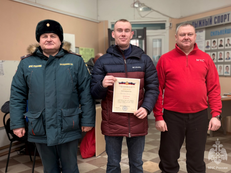 Военнослужащие центра приняли участие в соревнованиях по лыжным гонкам Спартакиады Главного управления МЧС России по Самарской области