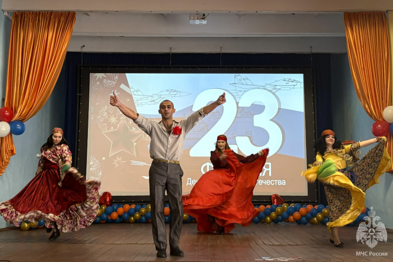 В центре прошли торжественное мероприятие и праздничный концерт, приуроченные ко Дню защитника Отечества