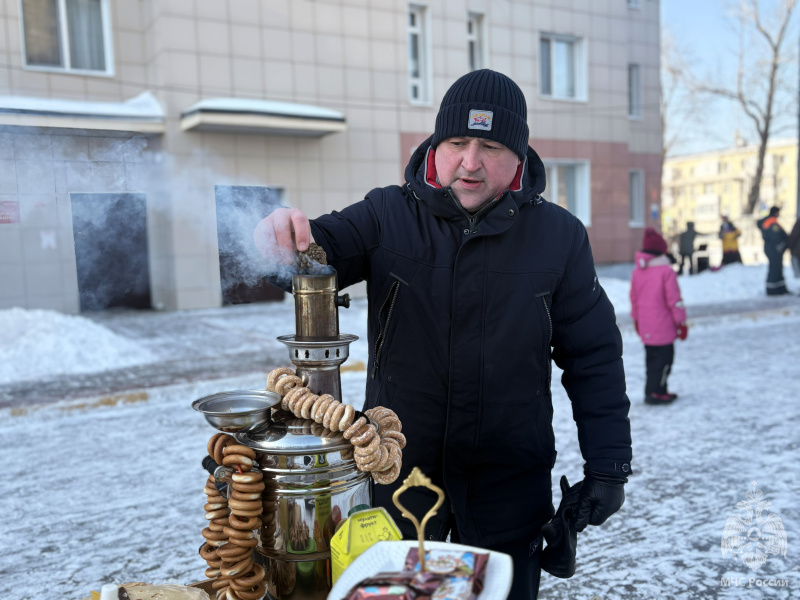В Волжском спасательном центре состоялись традиционные масленичные гуляния!