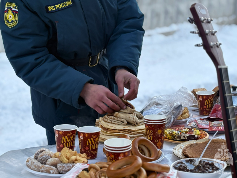 В Волжском спасательном центре состоялись традиционные масленичные гуляния!