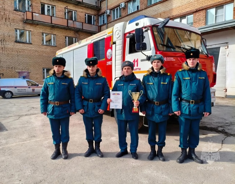 Команда Волжского спасательного центра заняла 1 место в ежегодных соревнованиях по ликвидации последствий при ДТП
