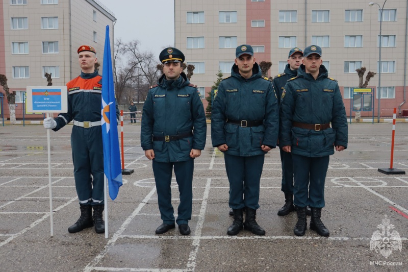 Команда Волжского спасательного центра заняла призовое место в соревнованиях по аварийно‑спасательным работам при ликвидации ЧС на автотранспорте среди Приволжского Федерального округа