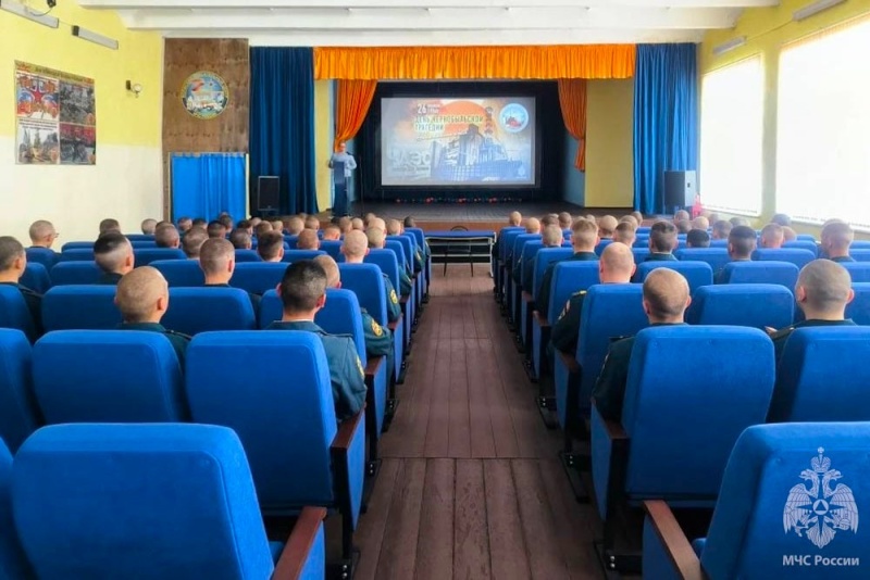 Волжский спасательный центр почтил память ликвидаторов Чернобыльской аварии