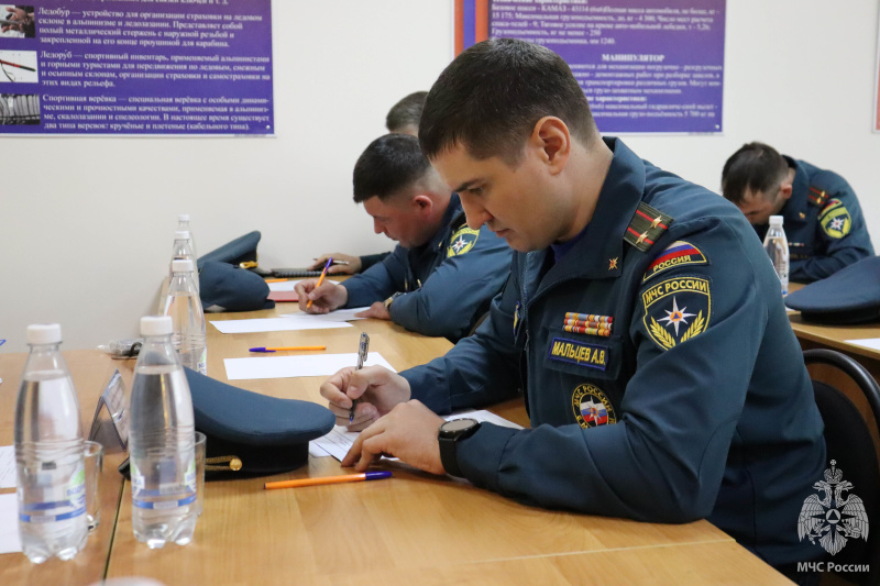 Профессионализм высшей пробы: в Волжском спасательном центре прошли испытания на квалификацию «Мастер»