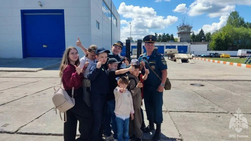Волжский спасательный центр посетили ребята с центра “Семья” с увлекательной экскурсией!