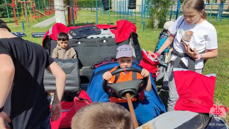 Волжский спасательный центр посетили ребята с центра “Семья” с увлекательной экскурсией!