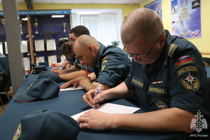 Профессиональная выдержка: В Волжском спасательном центре прошли испытания на присвоение классной квалификации
