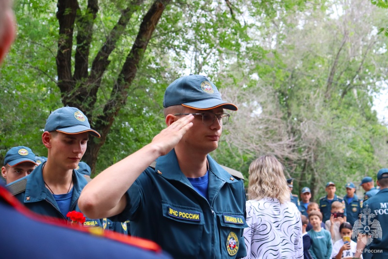 «Никто не забыт, ничто не забыто» – Волжский спасательный центр почтил память героев Великой Отечественной войны