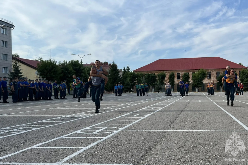 В Волжском спасательном центре прошла спортивная эстафета для военнослужащих по призыву