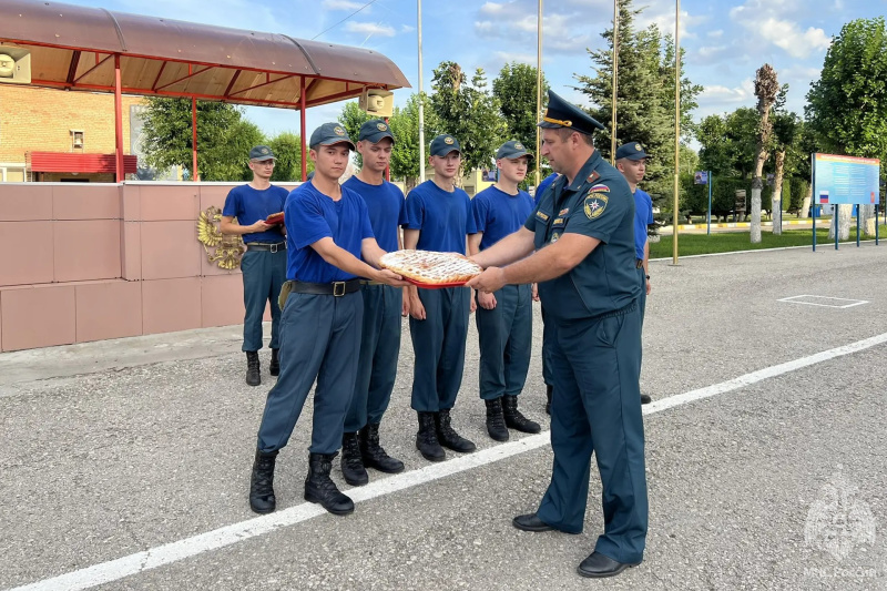 В Волжском спасательном центре прошла спортивная эстафета для военнослужащих по призыву