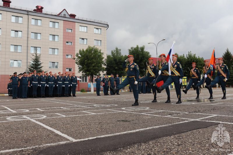 В Волжском спасательном центре состоялась торжественная церемония приведения молодого пополнения к Военной присяге!