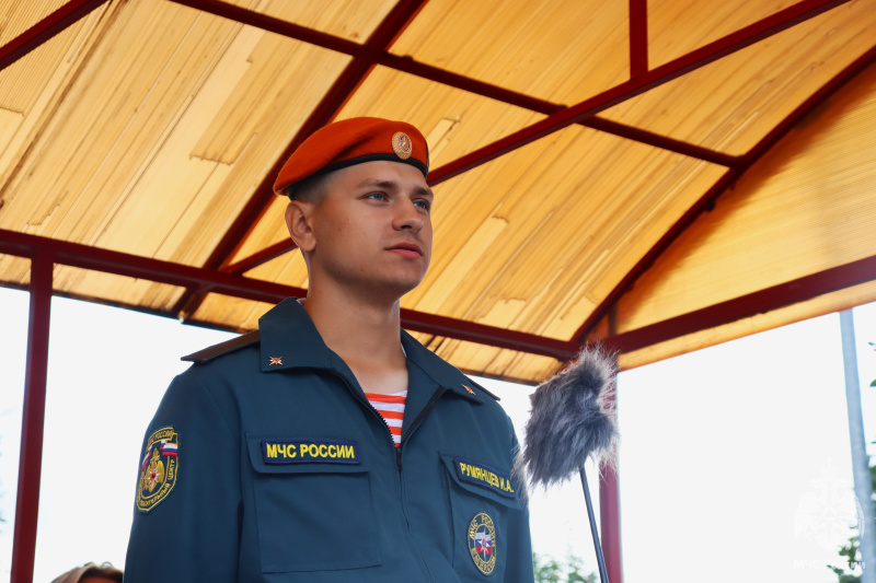 В Волжском спасательном центре состоялась торжественная церемония приведения молодого пополнения к Военной присяге!