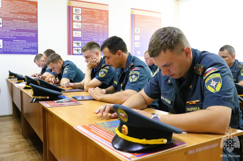 В ФГКУ "Волжский СЦ МЧС России" проходит социально-психологическое исследование